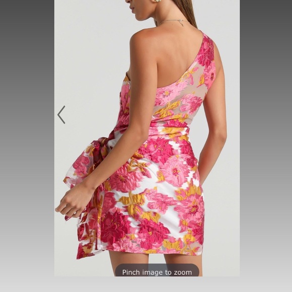 ShowPo Brailey Dress in Pink Floral - Picture 2 of 3